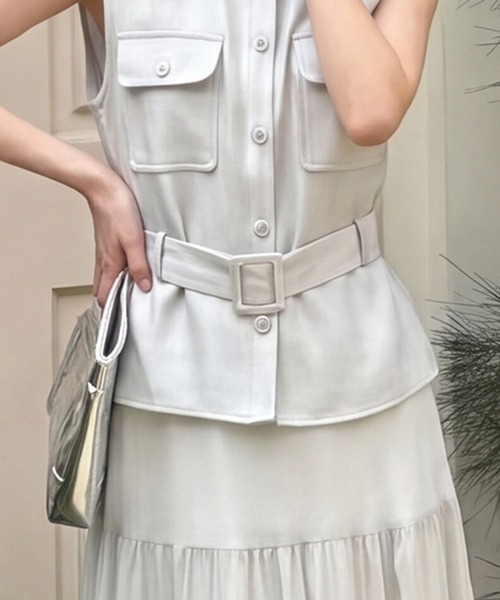 DRESS PLUS(ドレスプラス)の「ベルテッド ブラウス&ティアードスカート セットアップ(セットアップ・レディース・オートミール/ライトグレー・M/L)」の10枚目の写真