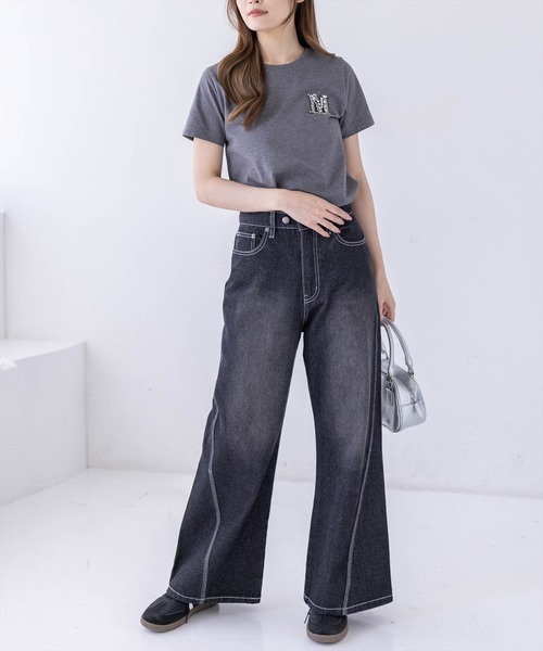 CLEAR BASIC（クリアベーシック）の「【4色展開】ビジューロゴTシャツ［骨格ストレート／きれいめ／シンプル／大人カジュアル／フェミニン］（Tシャツ/カットソー・レディース・サックスブルー/グレー/オフホワイト/ブラック・F）」の14枚目の写真