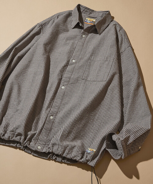 FREAK'S STORE（フリークスストア）の「FREAK'S STORE for BEACH & FES シアサッカー スピンドル レギュラーカラー ロングスリーブシャツ（シャツ/ブラウス・メンズ・ホワイト/ブルー/ブラウン・MEDIUM/LARGE）」の2枚目の写真