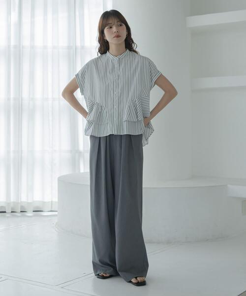 URBAN RESEARCH Sonny Label(アーバンリサーチサニーレーベル)の「『WEB限定』バンドカラーフリルストライプ半袖シャツ(シャツ/ブラウス・レディース・ブルー系その他/ブラウン系その他/ホワイト系その他・FREE)」の8枚目の写真