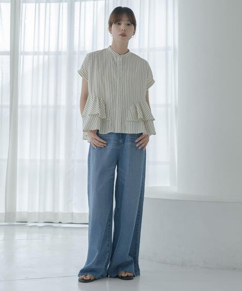 URBAN RESEARCH Sonny Label(アーバンリサーチサニーレーベル)の「『WEB限定』バンドカラーフリルストライプ半袖シャツ(シャツ/ブラウス・レディース・ブルー系その他/ブラウン系その他/ホワイト系その他・FREE)」の17枚目の写真