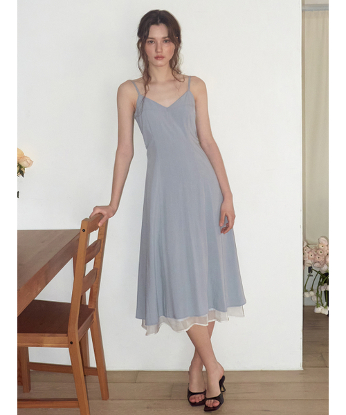 ETMON（エトモン）の「Slip Layered Hem Dress, Sky Blue（ワンピース・レディース・その他・MEDIUM/SMALL）」の2枚目の写真