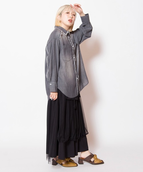 OSMOSIS（オズモーシス）の「シアーデニムシャツ（シャツ/ブラウス・レディース・ブラック/ブルー・ONE SIZE）」の12枚目の写真