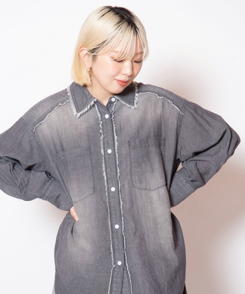 OSMOSIS（オズモーシス）の「シアーデニムシャツ（シャツ/ブラウス・レディース・ブラック/ブルー・ONE SIZE）」の16枚目の写真