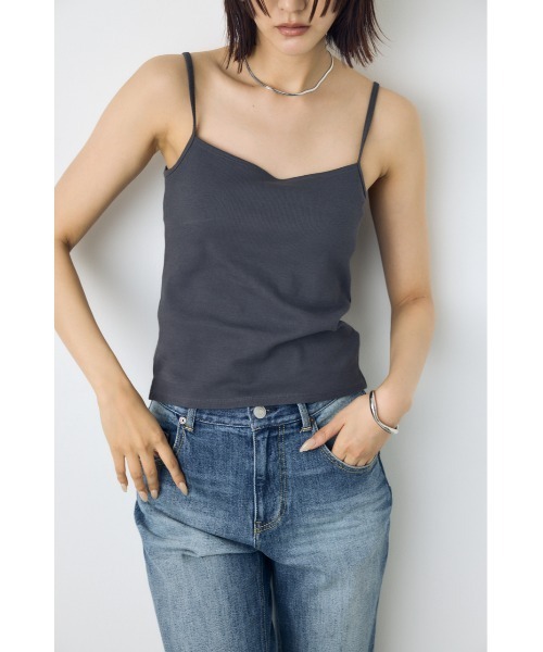 AZUL by moussy(アズールバイマウジー)の「カップ付リブキャミソール パット付き 1枚で着れる◎ 夏服 春服(キャミソール・レディース・アイボリー/ライトブラック/ライトブルー・SMALL/MEDIUM)」の3枚目の写真