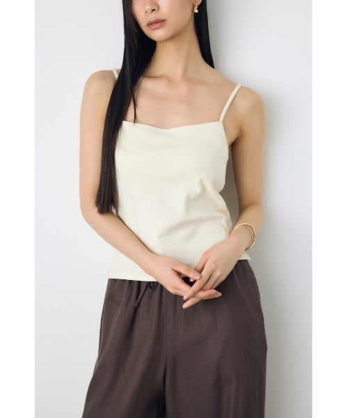 AZUL by moussy(アズールバイマウジー)の「カップ付リブキャミソール パット付き 1枚で着れる◎ 夏服 春服(キャミソール・レディース・アイボリー/ライトブラック/ライトブルー・SMALL/MEDIUM)」の2枚目の写真