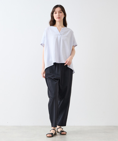 LOGEMENT DE CLAIRE(ロジュモンドクレール)の「キーネックブラウス(シャツ/ブラウス・レディース・グレー/オフホワイト/サックスブルー・FREE)」の8枚目の写真