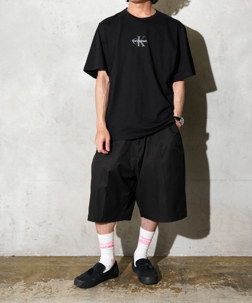 Calvin Klein(カルバン・クライン)の「Calvin Klein カルバンクライン / PRINTED LOGO TEE ロゴTシャツ(Tシャツ/カットソー・メンズ・その他1/ブラック系その他/ブラック系その他2/その他2/ブラック/ブラック系その他3・MEDIUM/LARGE/X-LARGE/SMALL)」の17枚目の写真