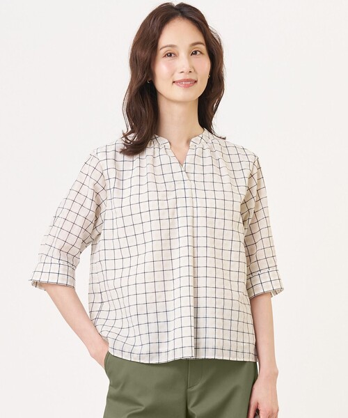 J.PRESS(ジェイプレス)の「シズルチェック バンドカラー カットソー(Tシャツ/カットソー・レディース・ネイビー系3/ベージュ系3/ダークグリーン系3・LARGE/MEDIUM)」の1枚目の写真