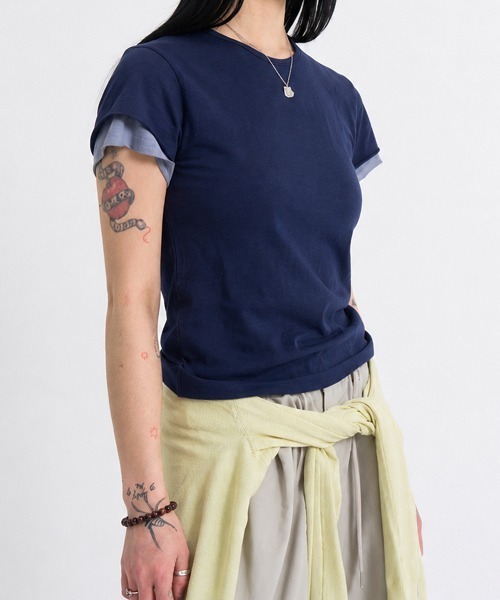 raucohouse(ラウコハウス)の「レイヤード半袖クロップドTシャツ(Tシャツ/カットソー・レディース・カーキ/チャコール/ネイビー・FREE)」の3枚目の写真