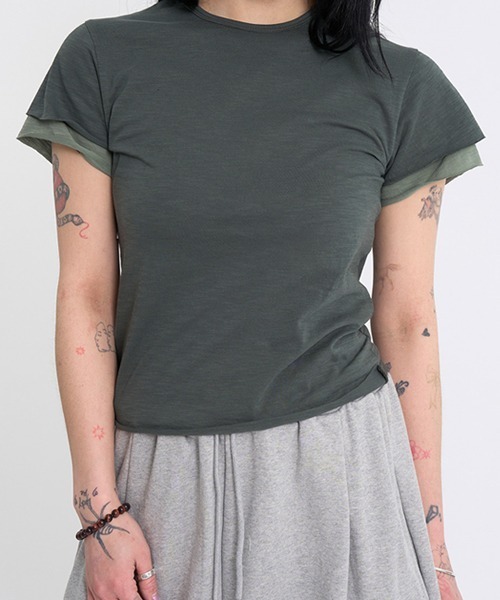raucohouse(ラウコハウス)の「レイヤード半袖クロップドTシャツ(Tシャツ/カットソー・レディース・カーキ/チャコール/ネイビー・FREE)」の12枚目の写真