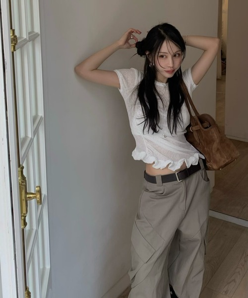 Aelina(エリナ)の「クルーネックフリルTシャツ(Tシャツ/カットソー・レディース・ネイビー/グリーン/ホワイト/ピンク・FREE)」の5枚目の写真