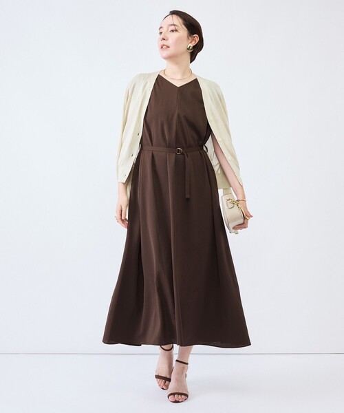 NOLLEY’S(ノーリーズ)の「《UVカット》ウォッシャブルVネックギャザーワンピース(ワンピース・レディース・ブラウン/ブラック・36/38)」の9枚目の写真