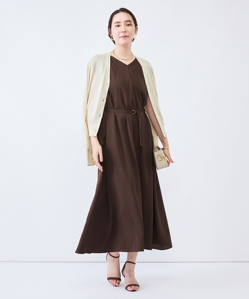 NOLLEY’S(ノーリーズ)の「《UVカット》ウォッシャブルVネックギャザーワンピース(ワンピース・レディース・ブラウン/ブラック・36/38)」の10枚目の写真