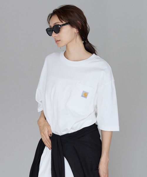 Carhartt(カーハート)の「【Carhartt/カーハート】ヘビーウェイト オーバーサイズ ポケットTシャツ ユニセックス コットン 半袖Tシャツ(Tシャツ/カットソー・レディース・ブラック/チャコールグレー/ベージュ/ホワイト/ネイビー/グレー・L/M/XL)」の14枚目の写真
