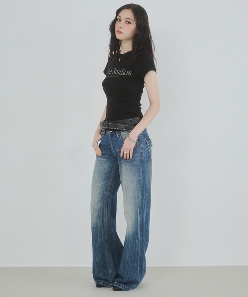 ENVYM(アンビー)の「バストロゴプリントTシャツ(Tシャツ/カットソー・レディース・ブラック/イエロー/ホワイト・FREE)」の17枚目の写真