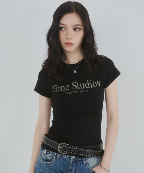 ENVYM(アンビー)の「バストロゴプリントTシャツ(Tシャツ/カットソー・レディース・ブラック/イエロー/ホワイト・FREE)」の4枚目の写真