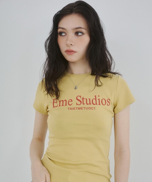 ENVYM(アンビー)の「バストロゴプリントTシャツ(Tシャツ/カットソー・レディース・ブラック/イエロー/ホワイト・FREE)」の21枚目の写真
