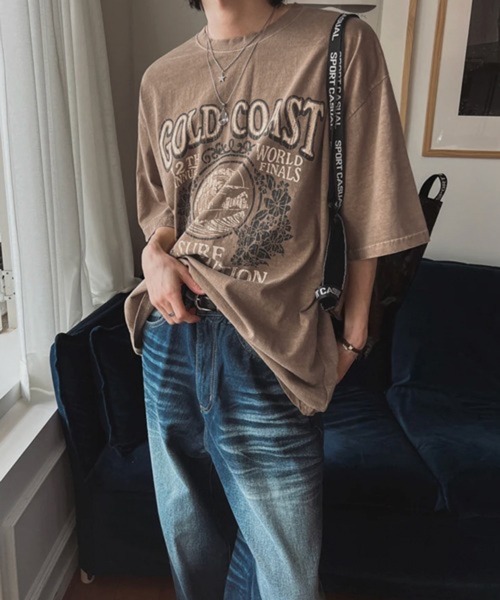 NOWLE(ノウル)の「【NOWLE】ピグメント加工 ヴィンテージライク サーフグラフィック 半袖 Tシャツ / プリント Tシャツ(Tシャツ/カットソー・メンズ・ブラウン・MEDIUM/LARGE/SMALL/X-LARGE)」の4枚目の写真