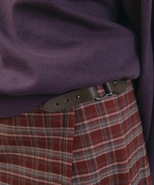 OURNOSTALGIA（アワー ノスタルジア）の「Vintage side-buckle check skirt_Red(O25-SK12)（スカート・レディース・レッド・FREE）」の3枚目の写真