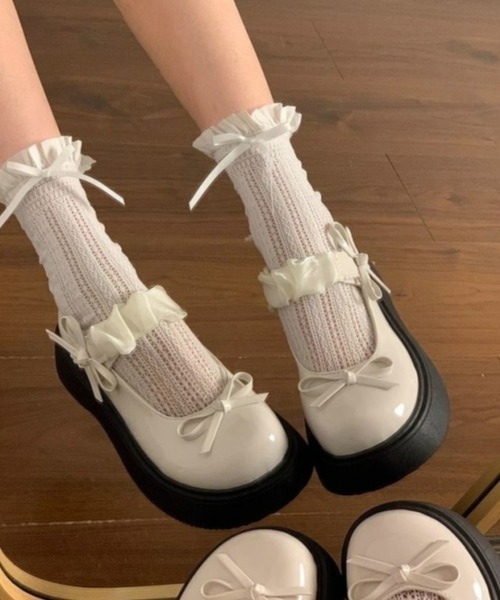 gossip！ロサンゼルス（ゴシップロサンゼルス）の「【Y2Kガーリー】レトロリボン厚底メリージェーンシューズ バレエシューズ ボリュームソール パンプス（パンプス・レディース・ブラック/オフホワイト・S/L/M/XL）」の7枚目の写真