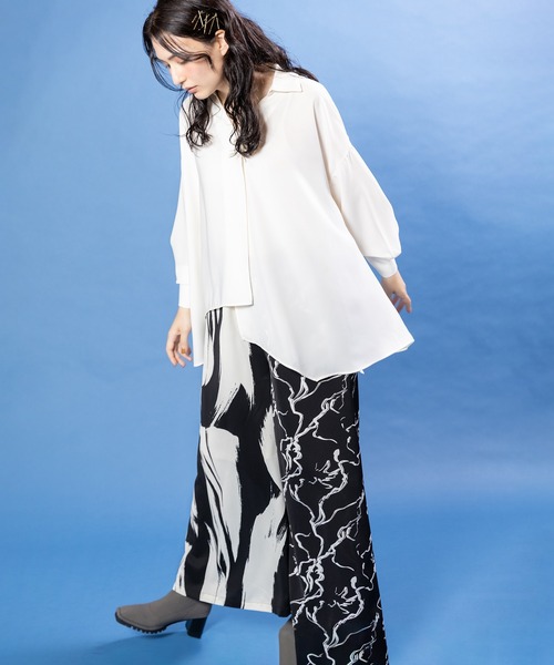 OSMOSIS(オズモーシス)の「プリント切替フレアーパンツ(デニムパンツ・レディース・ブラック/ホワイト・ONE SIZE)」の10枚目の写真