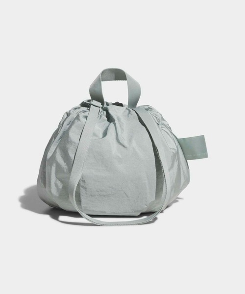 adidas（アディダス）の「マストハブス スモール バッグ / アディダス adidas（ショルダーバッグ・レディース・グリーン・FREE）」の2枚目の写真