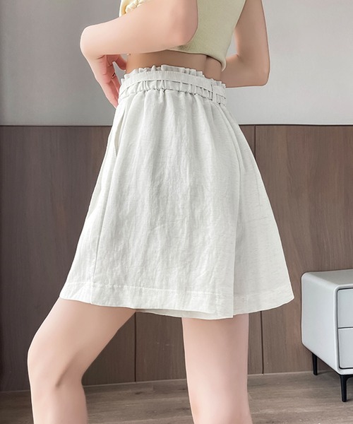 Girly Doll(ガーリードール)の「ギャザータックフレアハーフパンツ(その他パンツ・レディース・キャメル/ブラック/ホワイト・FREE)」の5枚目の写真