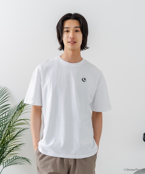 Disney(ディズニー)の「【TOY STORY/トイ・ストーリー】【限定オリジナルデザイン】半袖Tシャツ 綿100% ドロップショルダー ワンポイント バックプリント ディズニー ピクサー キャラクター クルーネック Disney ユニセックス(Tシャツ/カットソー・メンズ・ホワイト系その他/ホワイト系その他2/ブラック系その他2/ベージュ系その他・SMALL/LARGE)」の10枚目の写真