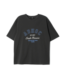男性アーチ型レタリングアートワークTシャツ (DK-GREY) (HC6ST44)