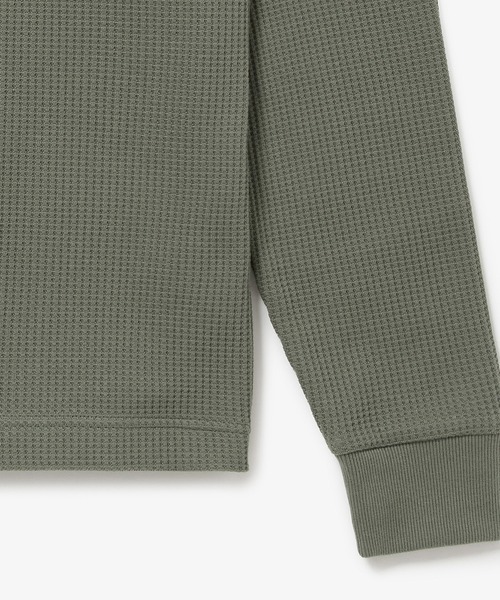 LACOSTE(ラコステ)の「【オンライン限定】LACOSTE オーバーサイズ ワンポイント刺繍ロゴ ヘンリーネック長袖Tシャツ / ワッフルカットソー(Tシャツ/カットソー・メンズ・グレー/ネイビー/カーキ・5/4/6/2/3)」の18枚目の写真