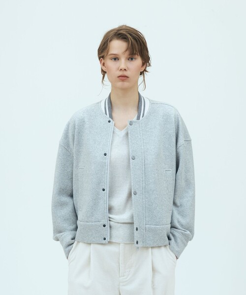 GALERIE VIE(ギャルリー ヴィー)の「コットンヤクカシミヤブレンドジャージー ボンバージャケット(ブルゾン・レディース・ブラウン系/ライトグレー・FREE)」の4枚目の写真