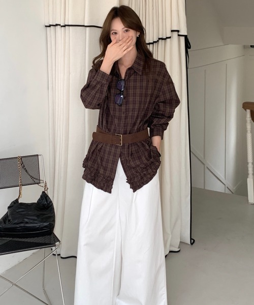 FAVORITO（ファヴォリート）の「襟付きチェック柄シャツ（シャツ/ブラウス・レディース・モカ/ブラウン・F）」の6枚目の写真