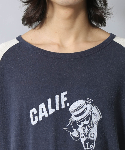 AMERICAN RAG CIE(アメリカンラグシー)の「AMERICAN RAG CIE シルク100%ラグランTシャツ「CALIF. RIVERSIDE,」【WEB限定】(Tシャツ/カットソー・メンズ・オフホワイト/ブラック系その他/ネイビー・2/3/1)」の16枚目の写真