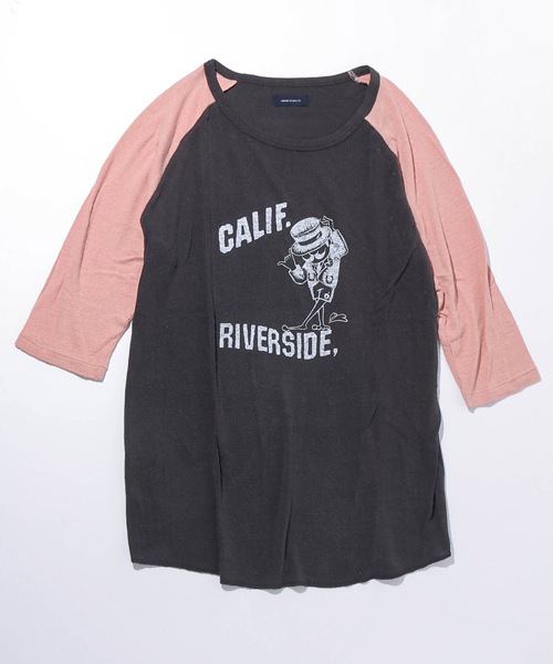 AMERICAN RAG CIE(アメリカンラグシー)の「AMERICAN RAG CIE シルク100%ラグランTシャツ「CALIF. RIVERSIDE,」【WEB限定】(Tシャツ/カットソー・メンズ・オフホワイト/ブラック系その他/ネイビー・2/3/1)」の7枚目の写真