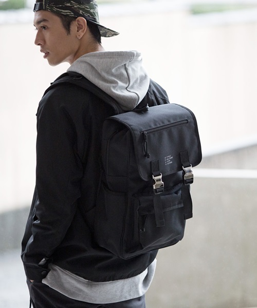 WEGO(ウィゴー)の「WEGO/フラップメタルバックパック(バックパック/リュック・メンズ・ネイビー/ブラック/グレー・FREE)」の12枚目の写真