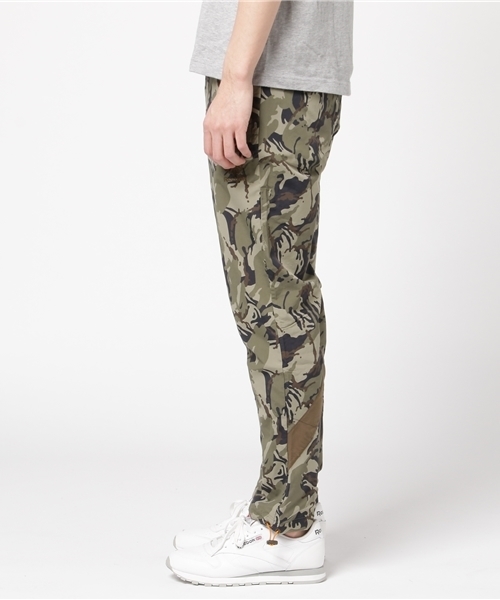 Reebok(リーボック)の「カモフラージュ トラックパンツ(その他パンツ・メンズ・カモフラージュ・SMALL/LARGE/MEDIUM/X-LARGE/XXX-LARGE/XX-LARGE)」の2枚目の写真