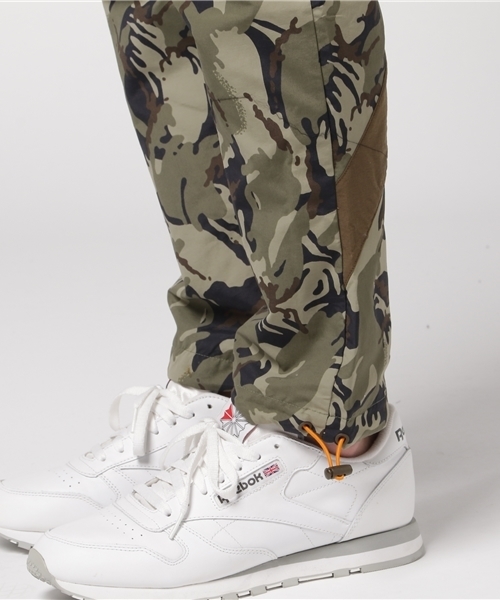 Reebok(リーボック)の「カモフラージュ トラックパンツ(その他パンツ・メンズ・カモフラージュ・SMALL/LARGE/MEDIUM/X-LARGE/XXX-LARGE/XX-LARGE)」の8枚目の写真