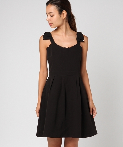 LODISPOTTO（ロディスポット）の「リュバンスカラップキャミワンピース（ワンピース・レディース・ライトグレー/ブラック/ピンク・MEDIUM）」の4枚目の写真