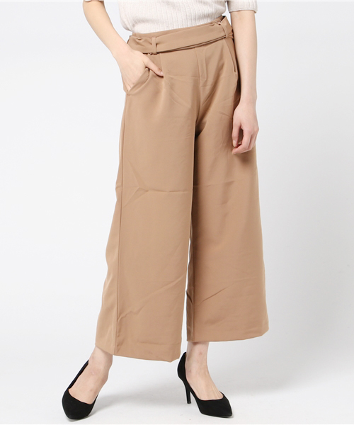 Honeys(ハニーズ)の「共リボン付ワイドパンツ(その他パンツ・レディース・キャメル/レッド系その他/ネイビー/ブラック・L/S/M)」の4枚目の写真