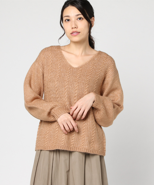 earth music&ecology（アースミュージックアンドエコロジー）の「・細ケーブルVネックニットプルオーバー（ニット/セーター・レディース・ベージュ/ミント/ピンクベージュ/ネイビー/アイボリー/ライトグレー・FREE）」の3枚目の写真