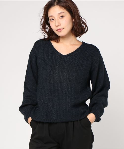 earth music&ecology（アースミュージックアンドエコロジー）の「・細ケーブルVネックニットプルオーバー（ニット/セーター・レディース・ベージュ/ミント/ピンクベージュ/ネイビー/アイボリー/ライトグレー・FREE）」の5枚目の写真