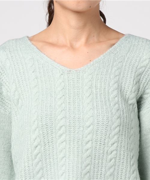 earth music&ecology（アースミュージックアンドエコロジー）の「・細ケーブルVネックニットプルオーバー（ニット/セーター・レディース・ベージュ/ミント/ピンクベージュ/ネイビー/アイボリー/ライトグレー・FREE）」の11枚目の写真