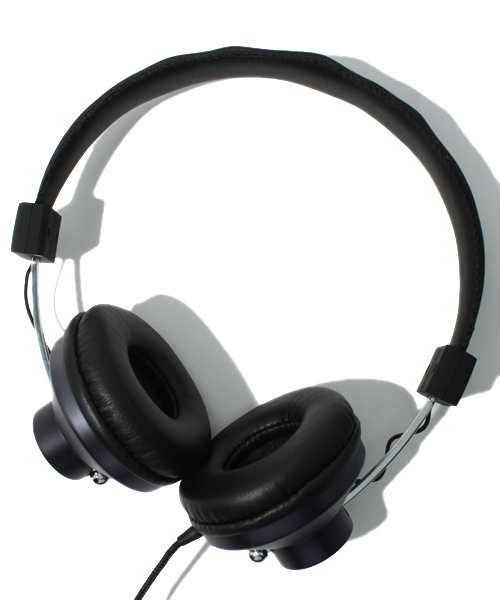 styles（スタイルス）の「eskuche 33-i エスクーチェ ヘッドフォン