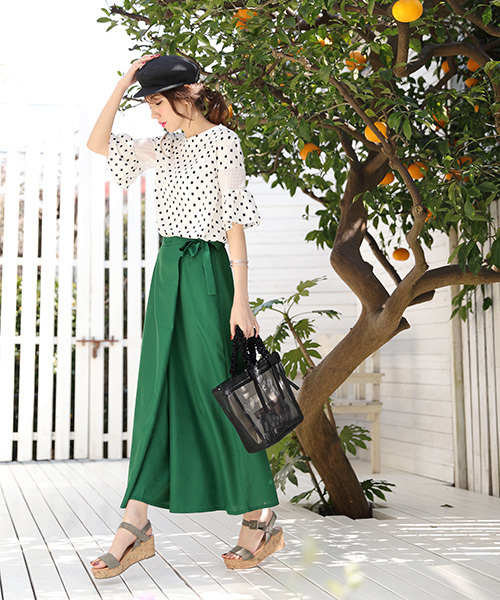 REAL CUBE（リアルキューブ）の「REAL CUBE サイドリボンラップ風ガウチョパンツ（その他パンツ・レディース・グリーン/グレイッシュベージュ/ネイビー/カーキ・38/40/36）」の10枚目の写真