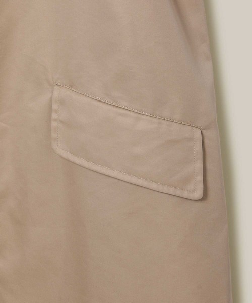 ADAM ET ROPE'(アダムエロペ)の「SETAMIC 撥水ステンカラーコート(ステンカラーコート・メンズ・ベージュ・M/L)」の5枚目の写真