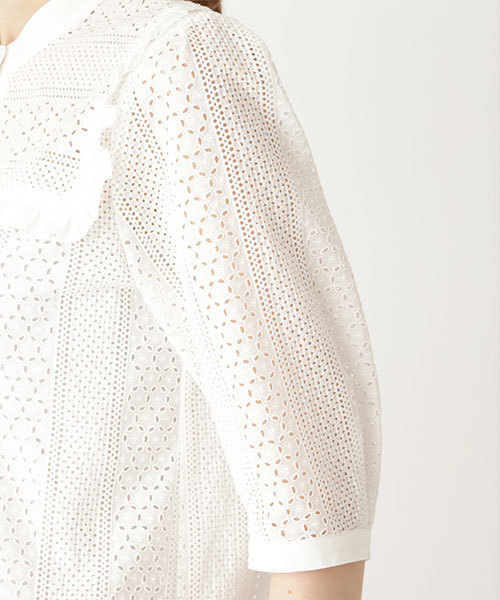 JILL STUART（ジルスチュアート）の「ペイジレースブラウス（シャツ/ブラウス・レディース・ホワイト/ライトグリーン・SMALL/MEDIUM）」の9枚目の写真