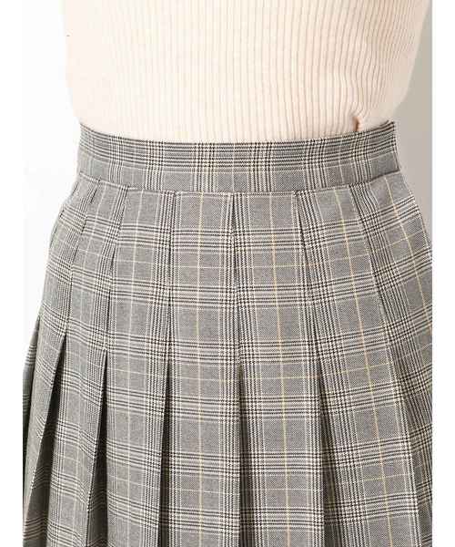 dazzlin(ダズリン)の「ラッププリーツ台形ミニスカート【セットアップ】(スカート・レディース・ベージュ/グレー・SMALL/MEDIUM)」の19枚目の写真