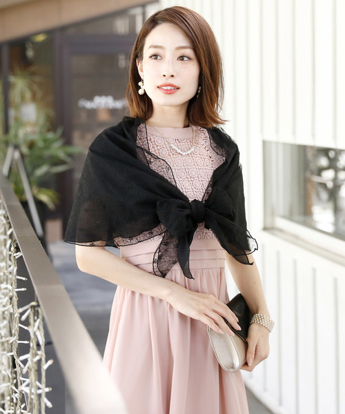 PourVous（プールヴー）の「レース ＆ シフォン ショール ボレロ / 結婚式 フォーマル ・ ドレス羽織りパーティーや 二次会 ・ 同窓会対応 長袖 オケージョン （ストール/ショール・レディース・ブラック/ベージュ・M/L）」の2枚目の写真