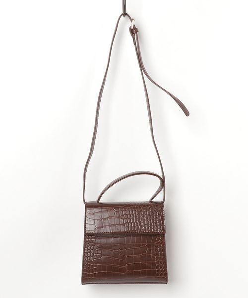 archives(アルシーヴ)の「クロコスクエアショルダー(ショルダーバッグ・レディース・ブラック/ブラウン・MEDIUM)」の2枚目の写真